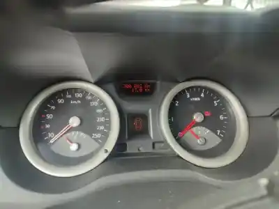 Veicolo di demolizione renault megane ii break (km0/1_) 1.5 dci (km02. km13) gasóleo 2004 5p dell'anno 2004 alimentato k9k 722