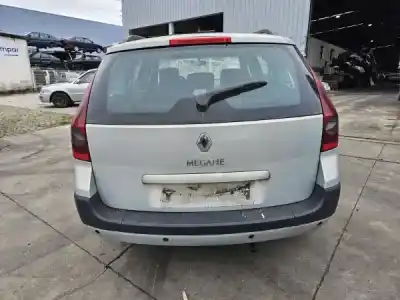 Sloopvoertuig renault megane ii break (km0/1_) 1.5 dci (km02. km13) gasóleo 2004 5p van het jaar 2008 aangedreven k9k 722