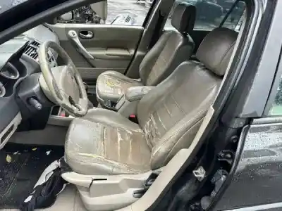 Veicolo di demolizione renault megane ii break (km0/1_) 1.5 dci (km02. km13) gasóleo 2004 5p dell'anno 2003 alimentato k9k 722