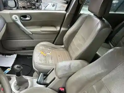 Veicolo di demolizione renault megane ii break (km0/1_) 1.5 dci (km02. km13) gasóleo 2004 5p dell'anno 2003 alimentato k9k 722