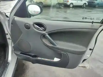 Veículo de Sucata rover streetwise fastback 1.4 do ano 2004 alimentado 14 k4f