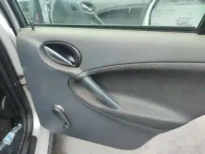 Veículo de Sucata rover streetwise fastback 1.4 do ano 2004 alimentado 14 k4f