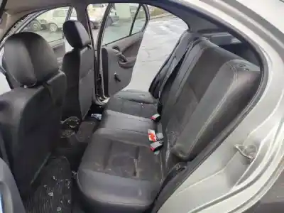 Veículo de Sucata rover streetwise fastback 1.4 do ano 2004 alimentado 14 k4f