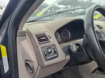 Veículo de Sucata volvo s40 ii (ms) 2.4 gasolina 2004 4p do ano 2005 alimentado b 5244 s5