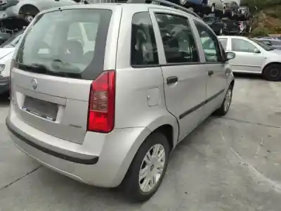 Veículo de Sucata fiat idea (350_) 1.3 d multijet do ano 2004 alimentado 188 a9.000