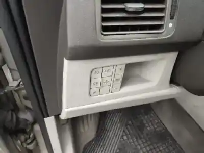 Veículo de Sucata fiat idea (350_) 1.3 d multijet do ano 2004 alimentado 188 a9.000