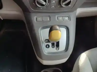 Veicolo di demolizione fiat idea (350_) 1.3 d multijet dell'anno 2005 alimentato 188 a9.000