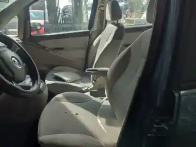 Veicolo di demolizione fiat idea (350_) 1.3 d multijet dell'anno 2005 alimentato 188 a9.000