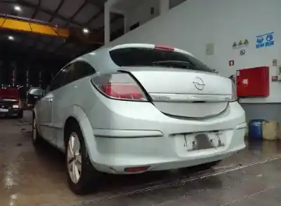 Veículo de Sucata opel astra h gtc (a04) 1.4 (l08) do ano 2007 alimentado z 14 xep Veículo de Sucata opel astra h gtc (a04) 1.4 (l08) do ano 2007 alimentado z 14 xep