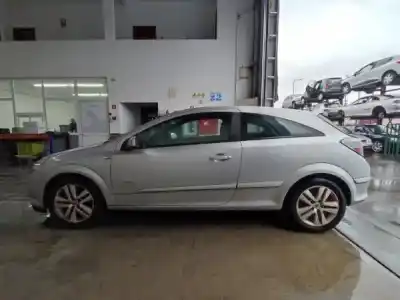 Veículo de Sucata opel astra h gtc (a04) 1.4 (l08) do ano 2007 alimentado z 14 xep Veículo de Sucata opel astra h gtc (a04) 1.4 (l08) do ano 2007 alimentado z 14 xep