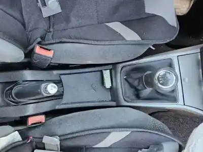 Véhicule à la ferraille opel astra h classic hatchback (a04) 1.7 cdti (l48) de l'année 2004 alimenté z 17 dth Véhicule à la ferraille opel astra h classic hatchback (a04) 1.7 cdti (l48) de l'année 2004 alimenté z 17 dth