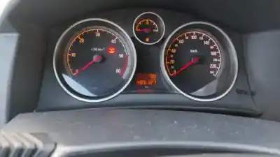 Vehicul casat opel astra h classic hatchback (a04) 1.7 cdti (l48) al anului 2005 alimentat z 17 dth