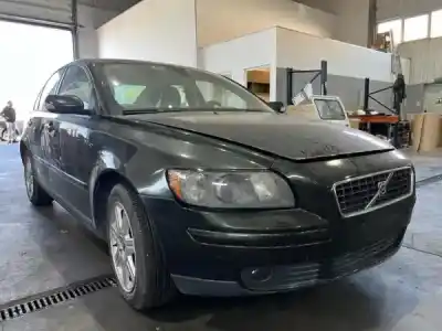 Veículo de Sucata volvo s40 ii (ms) 2.0 d gasóleo 5p do ano 2006 alimentado d 4204 t