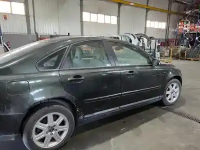 Veículo de Sucata volvo s40 ii (ms) 2.0 d gasóleo 5p do ano 2006 alimentado d 4204 t