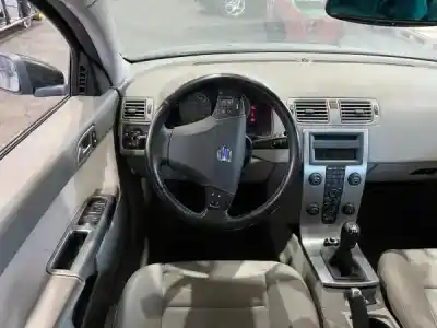 Veículo de Sucata volvo s40 ii (ms) 2.0 d gasóleo 5p do ano 2006 alimentado d 4204 t