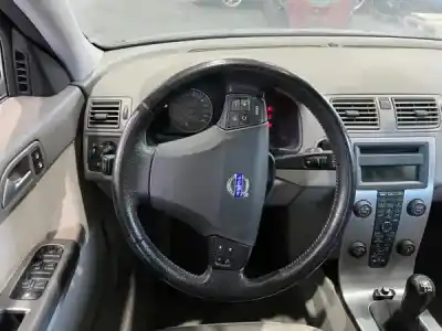 Veículo de Sucata volvo s40 ii (ms) 2.0 d gasóleo 5p do ano 2006 alimentado d 4204 t