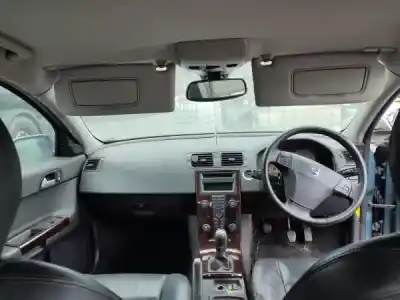 Veículo de Sucata volvo s40 ii (ms) 2.0 d gasóleo 5p do ano 2005 alimentado d 4204 t