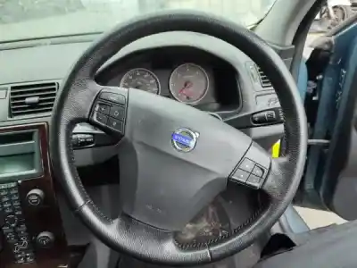 Veículo de Sucata volvo s40 ii (ms) 2.0 d gasóleo 5p do ano 2005 alimentado d 4204 t