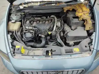 Veículo de Sucata volvo s40 ii (ms) 2.0 d gasóleo 5p do ano 2005 alimentado d 4204 t