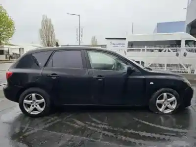 Veicolo di demolizione mazda 3 (bk) 1.3 (bk14) dell'anno 2004 alimentato 0