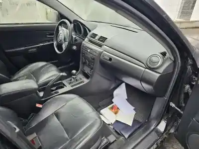 Veicolo di demolizione mazda 3 (bk) 1.3 (bk14) dell'anno 2004 alimentato 0