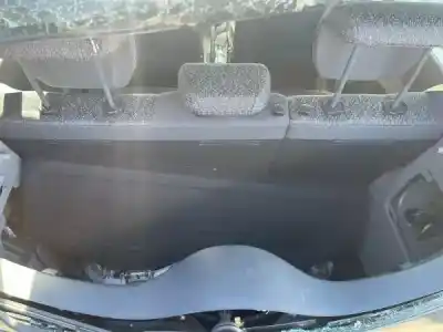 Véhicule à la ferraille renault modus / grand modus (f/jp0_) 1.2 (jp0c jp0k fp0c fp0k fp0p jp0p jp0t) de l'année 2004 alimenté d4f 740