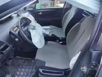 Scrapping Vehicle citroen c4 i (lc_) 1.6 hdi of the year 2006 powered 9hy (dv6ted4)