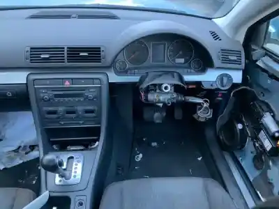 Veículo de Sucata audi a4 b7 (8ec) 2.0 tdi 16v do ano 2005 alimentado  Veículo de Sucata audi a4 b7 (8ec) 2.0 tdi 16v do ano 2005 alimentado