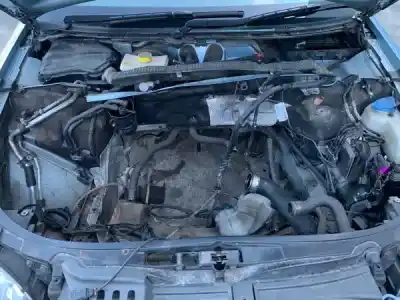 Veículo de Sucata audi a4 b7 (8ec) 2.0 tdi 16v do ano 2005 alimentado  Veículo de Sucata audi a4 b7 (8ec) 2.0 tdi 16v do ano 2005 alimentado