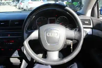 Scrapping Vehicle audi a4 b7 (8ec) 2.0 tdi 16v of the year 2005 powered  Scrapping Vehicle audi a4 b7 (8ec) 2.0 tdi 16v of the year 2005 powered