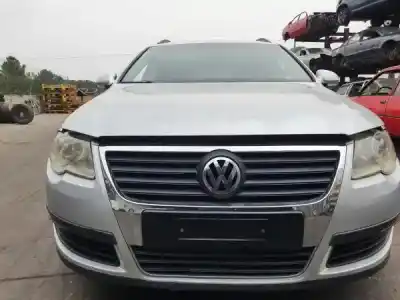 Veicolo di demolizione volkswagen passat b6 variant (3c5) 2.0 tdi 4motion dell'anno 2006 alimentato bmp Veicolo di demolizione volkswagen passat b6 variant (3c5) 2.0 tdi 4motion dell'anno 2006 alimentato bmp