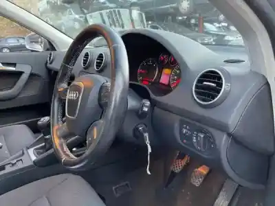 Veículo de Sucata audi a3 sportback (8pa) 2.0 tdi 16v do ano 2007 alimentado bkd