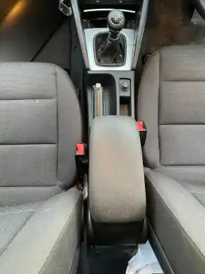 Veículo de Sucata audi a3 sportback (8pa) 2.0 tdi 16v do ano 2007 alimentado bkd