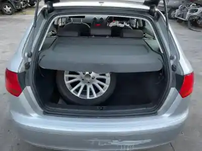 Veículo de Sucata audi a3 sportback (8pa) 2.0 tdi 16v do ano 2007 alimentado bkd