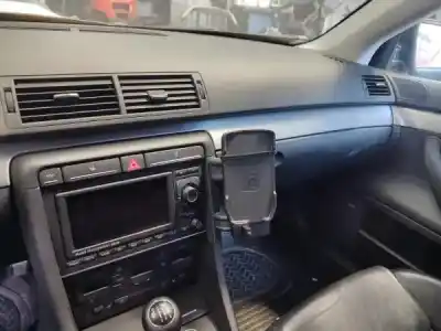 Veículo de Sucata audi a4 b7 avant (8ed) 2.0 tdi do ano 2007 alimentado bpw Veículo de Sucata audi a4 b7 avant (8ed) 2.0 tdi do ano 2007 alimentado bpw