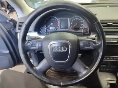 Veículo de Sucata audi a4 b7 avant (8ed) 2.0 tdi do ano 2007 alimentado bpw Veículo de Sucata audi a4 b7 avant (8ed) 2.0 tdi do ano 2007 alimentado bpw