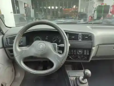 Scrapping Vehicle renault 19 (b/c/l53) 1.2 of the year 1993 powered e7f 730