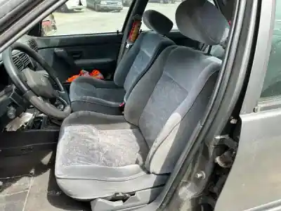 Sloopvoertuig renault 19 ii chamade (l53_) 1.4 van het jaar 1995 aangedreven 