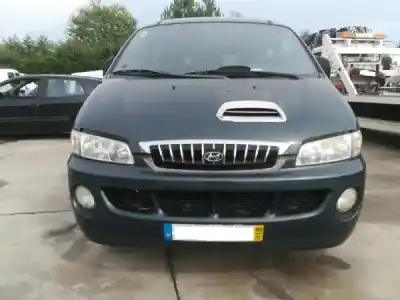 Sloopvoertuig HYUNDAI H-1 / STAREX AUTOBÚS (A1) 2.5 TCi van het jaar 2000 aangedreven D4BH