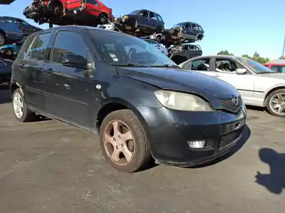 Veicolo di demolizione mazda 2 (dy) gasolina 2004 5p dell'anno 2004 alimentato fuja