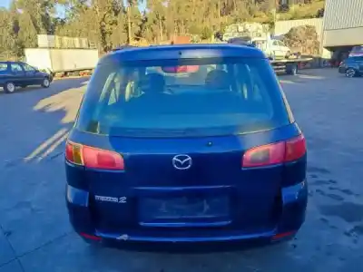 Veicolo di demolizione mazda 2 (dy) gasolina 2004 5p dell'anno 2004 alimentato fuja