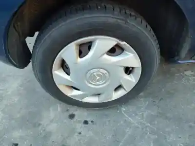 Veicolo di demolizione mazda 2 (dy) gasolina 2004 5p dell'anno 2004 alimentato fuja