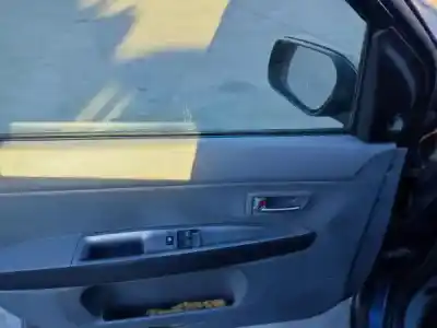 Veicolo di demolizione mazda 2 (dy) gasolina 2004 5p dell'anno 2004 alimentato fuja