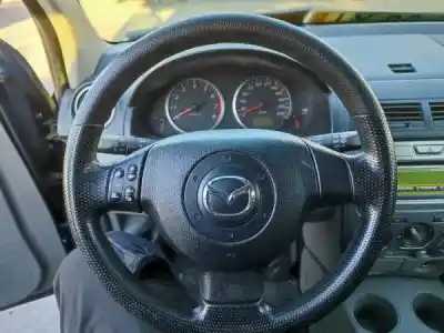 Veicolo di demolizione mazda 2 (dy) gasolina 2004 5p dell'anno 2004 alimentato fuja