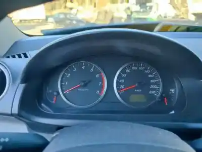 Veicolo di demolizione mazda 2 (dy) gasolina 2004 5p dell'anno 2004 alimentato fuja