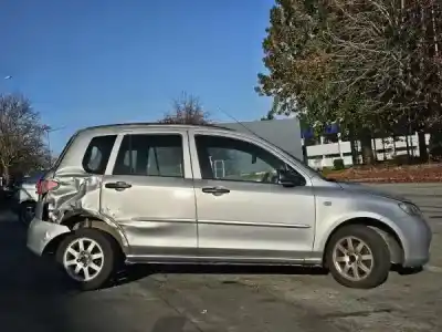 Veículo de Sucata mazda 2 (dy) 1.2 do ano 2003 alimentado fuja