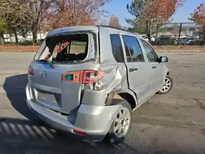 Veículo de Sucata mazda 2 (dy) 1.2 do ano 2003 alimentado fuja