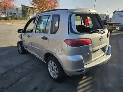 Veículo de Sucata mazda 2 (dy) 1.2 do ano 2003 alimentado fuja