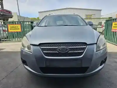 Veicolo di demolizione kia ceed sw (ed) 1.6 crdi 90 dell'anno 2007 alimentato d4fb