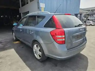Veicolo di demolizione kia ceed sw (ed) 1.6 crdi 90 dell'anno 2007 alimentato d4fb